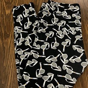 LuLaRoe TC sunglasses leggings